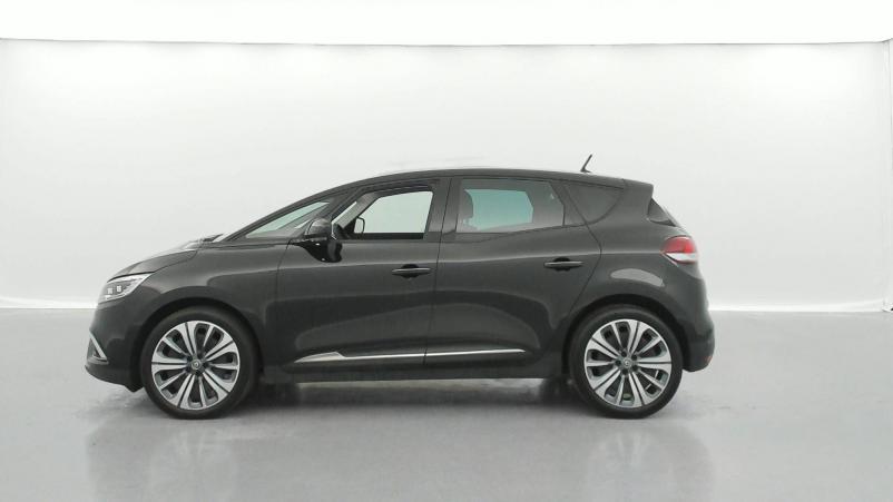 Vente en ligne Renault Scenic 4 Scenic Blue dCi 120 EDC au prix de 25 490 €
