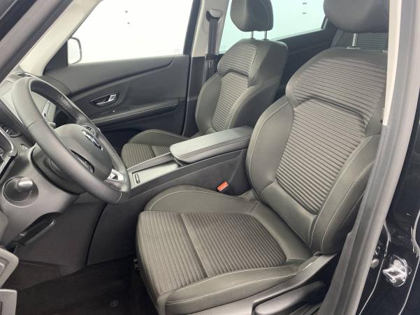 Vente en ligne Renault Scenic 4 Scenic Blue dCi 120 EDC au prix de 25 490 €