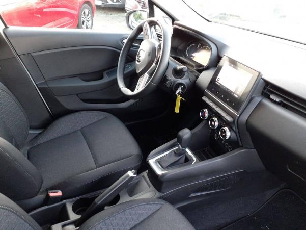 Vente en ligne Renault Clio 5 Clio E-Tech 140 - 21N au prix de 20 990 €