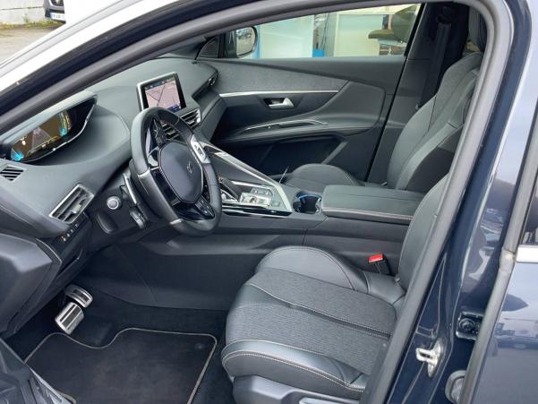 Vente en ligne Peugeot 3008  Hybrid4 300 e-EAT8 au prix de 29 990 €