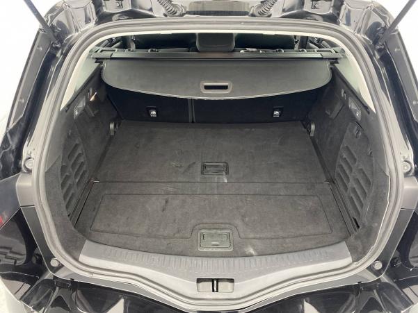Vente en ligne Renault Megane 4 Estate Mégane IV Estate Blue dCi 115 au prix de 16 990 €