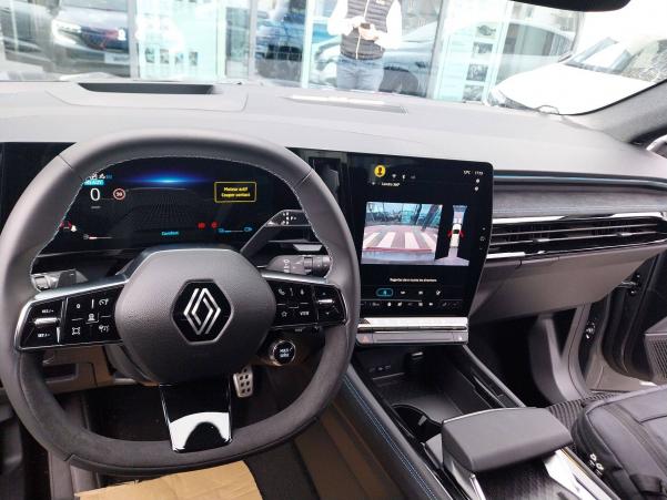 Vente en ligne Renault Austral  E-Tech hybrid 200 au prix de 44 990 €