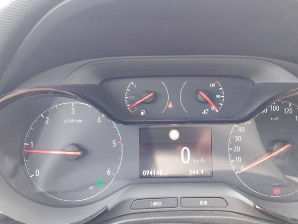 Vente en ligne Opel Crossland X  1.5 D 102 ch au prix de 14 990 €