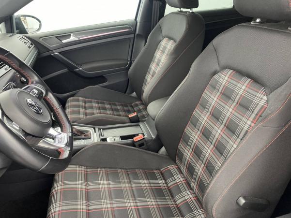 Vente en ligne Volkswagen Golf  2.0 TSI 245 BlueMotion Technology DSG7 au prix de 26 990 €