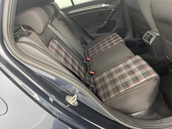 Vente en ligne Volkswagen Golf  2.0 TSI 245 BlueMotion Technology DSG7 au prix de 26 990 €