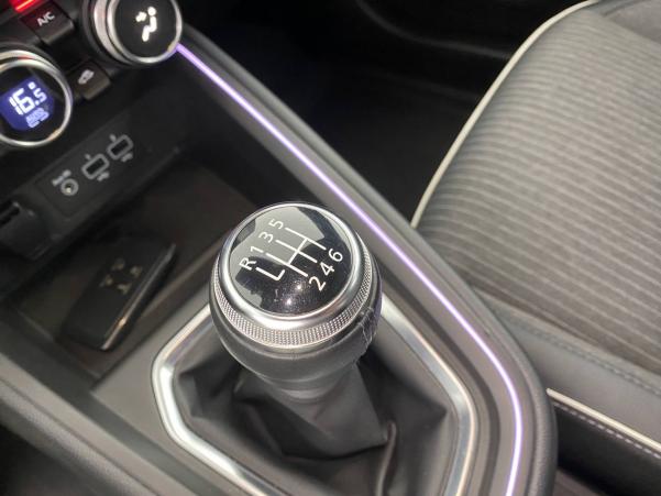 Vente en ligne Renault Clio 5 Clio TCe 90 - 21N au prix de 18 490 €