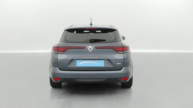Vente en ligne Renault Megane 4 Estate Mégane IV Estate E-TECH Plug-In Hybride 160 au prix de 25 990 €