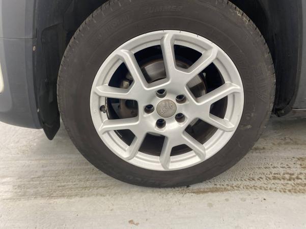 Vente en ligne Jeep Renegade  1.6 l MultiJet 120 ch BVM6 au prix de 18 990 €