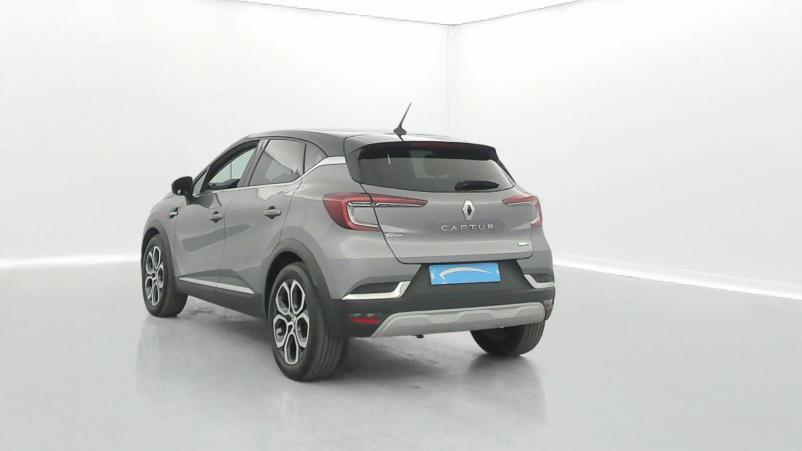 Vente en ligne Renault Captur  E-Tech 145 - 21 au prix de 25 990 €