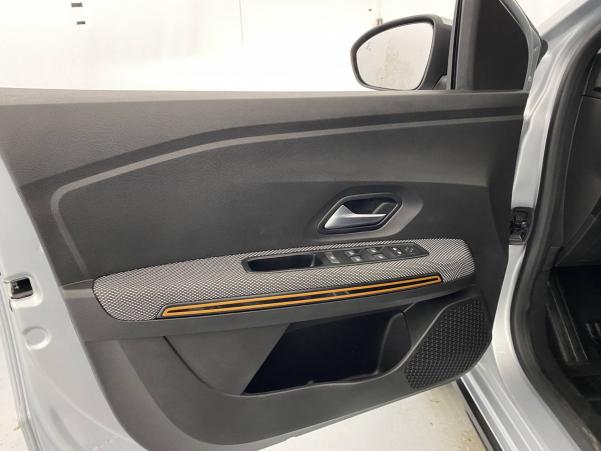 Vente en ligne Dacia Sandero  TCe 90 - 22 au prix de 16 490 €