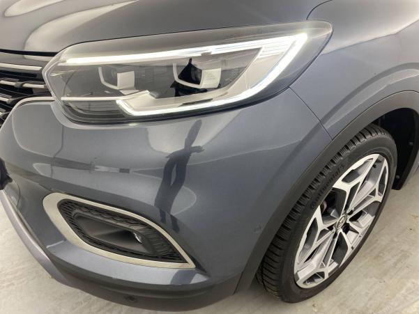 Vente en ligne Renault Kadjar  Blue dCi 115 EDC au prix de 23 490 €