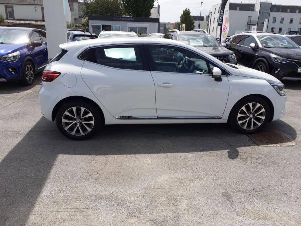 Vente en ligne Renault Clio 5 Clio TCe 140 - 21 au prix de 17 190 €