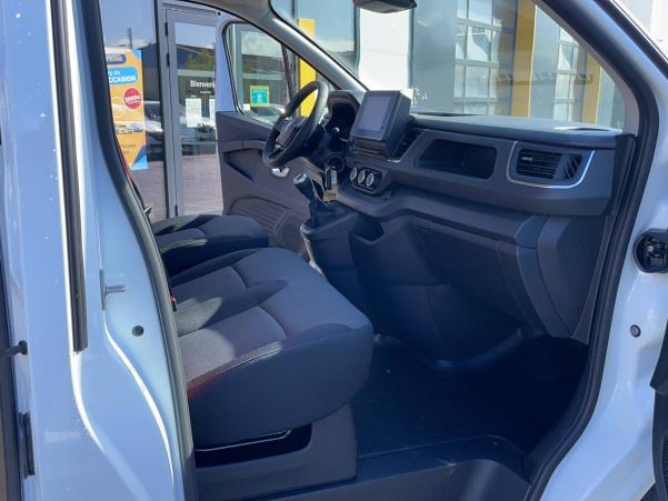 Vente en ligne Renault Trafic 3 Fourgon TRAFIC FGN L2H1 3000 KG BLUE DCI 130 au prix de 31 990 €