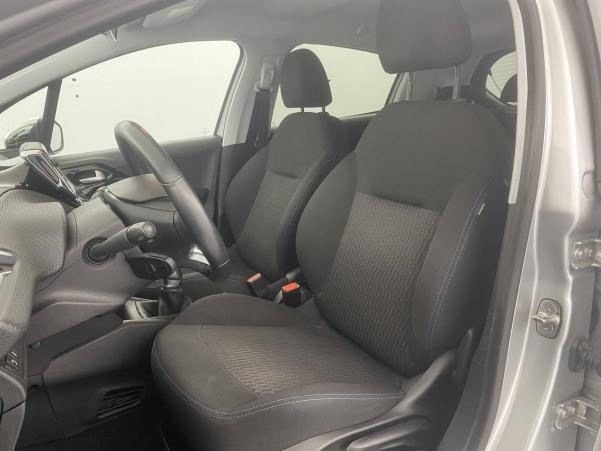 Vente en ligne Peugeot 208  1.2 PureTech 82ch BVM5 au prix de 9 990 €