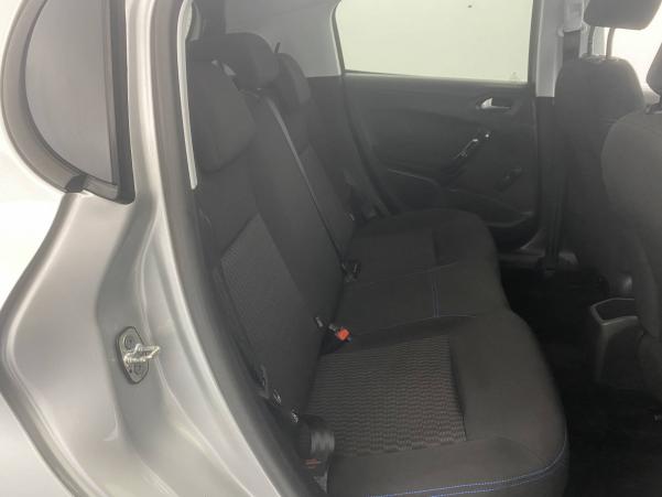 Vente en ligne Peugeot 208  1.2 PureTech 82ch BVM5 au prix de 9 990 €