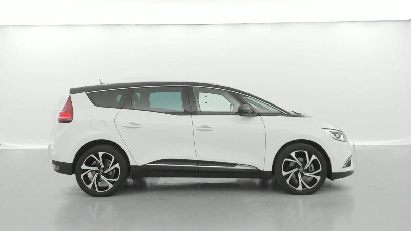 Vente en ligne Renault Grand Scenic 4 Grand Scenic Blue dCi 120 EDC au prix de 28 990 €