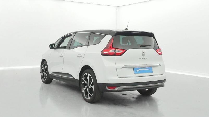 Vente en ligne Renault Grand Scenic 4 Grand Scenic Blue dCi 120 EDC au prix de 28 990 €