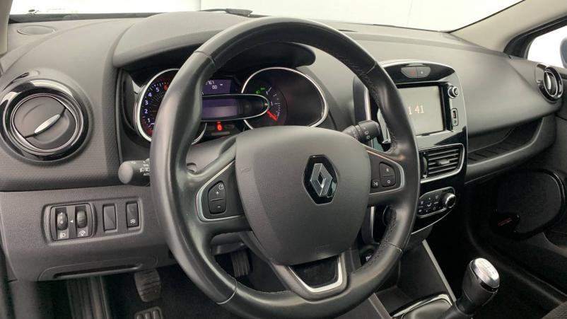 Vente en ligne Renault Clio 4 Clio TCe 90 E6C au prix de 12 990 €