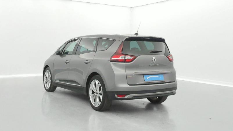 Vente en ligne Renault Grand Scenic 4 Grand Scenic Blue dCi 120 au prix de 21 280 €