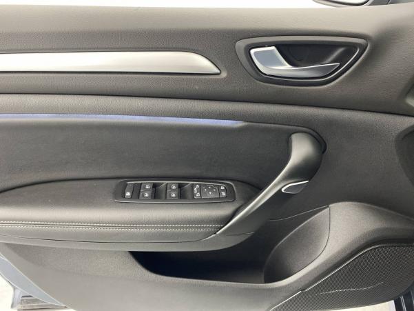 Vente en ligne Renault Megane 4 Mégane IV Berline Blue dCi 115 - 20 au prix de 19 950 €