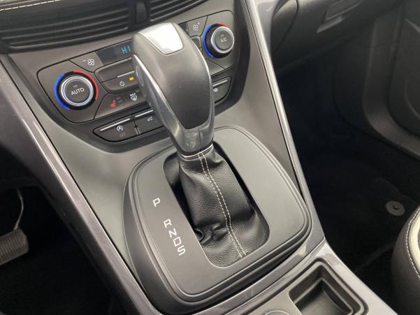 Vente en ligne Ford Kuga  2.0 TDCi 150 S&S 4x4 Powershift au prix de 23 950 €