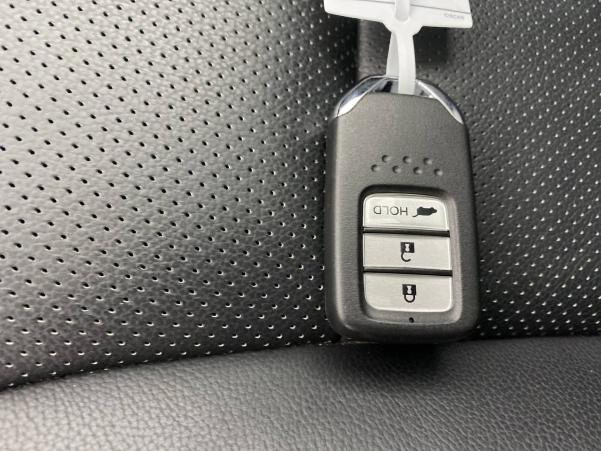 Vente en ligne Honda CR-V  1.6  i-DTEC 4WD au prix de 24 390 €