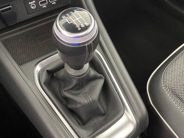 Vente en ligne Renault Captur  TCe 140 au prix de 22 740 €