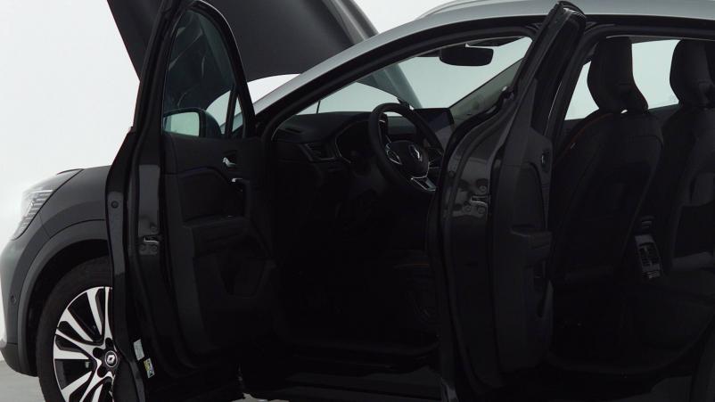 Vente en ligne Renault Captur  mild hybrid 160 EDC au prix de 26 490 €