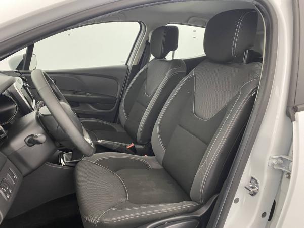 Vente en ligne Renault Clio 4 Clio dCi 75 E6C au prix de 12 950 €