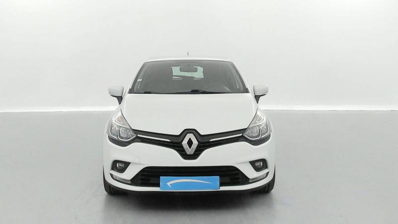 Vente en ligne Renault Clio 4 Clio dCi 75 E6C au prix de 12 950 €