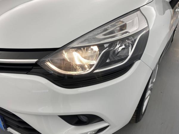 Vente en ligne Renault Clio 4 Clio dCi 75 E6C au prix de 12 950 €