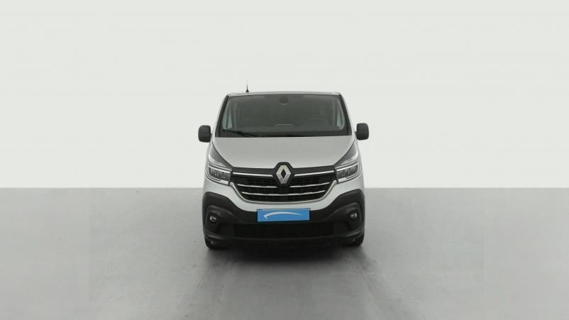Vente en ligne Renault Trafic Cabine Approfondie TRAFIC CA L1H1 1000 KG DCI 170 ENERGY au prix de 29 999 €