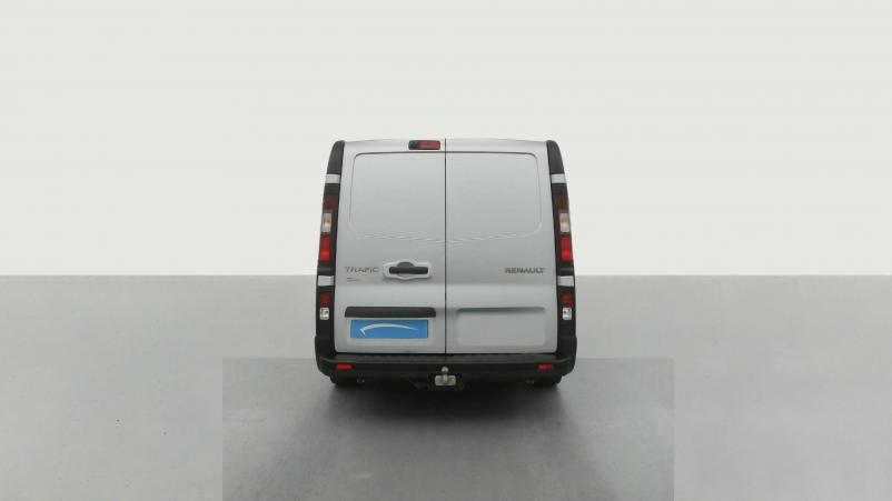 Vente en ligne Renault Trafic Cabine Approfondie TRAFIC CA L1H1 1000 KG DCI 170 ENERGY au prix de 29 999 €