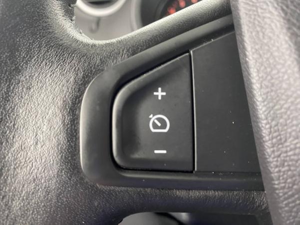 Vente en ligne Renault Kangoo  Blue dCi 95 au prix de 18 790 €