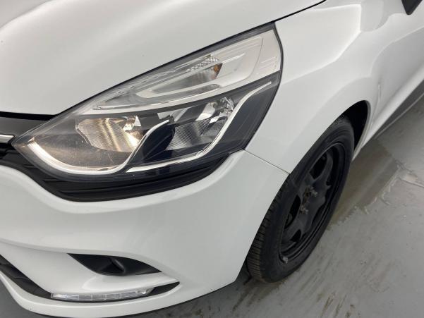 Vente en ligne Renault Clio 4 Clio dCi 75 E6C au prix de 12 240 €