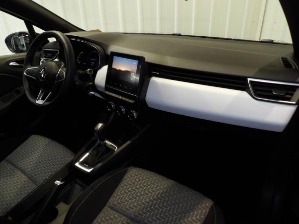 Vente en ligne Renault Clio 5 Clio E-Tech 140 au prix de 19 740 €