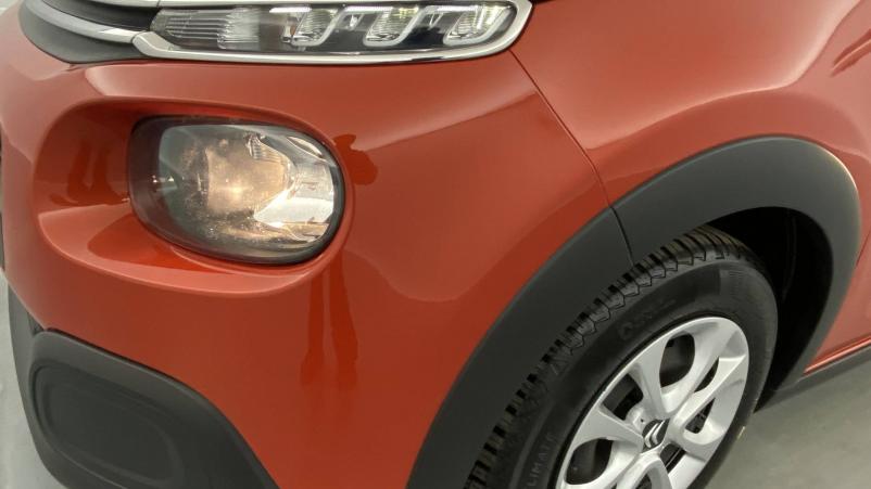 Vente en ligne Citroën C3  PureTech 110 S&S EAT6 au prix de 14 840 €