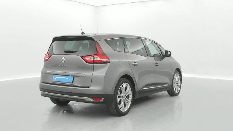 Vente en ligne Renault Grand Scenic 4 Grand Scenic Blue dCi 120 au prix de 21 240 €
