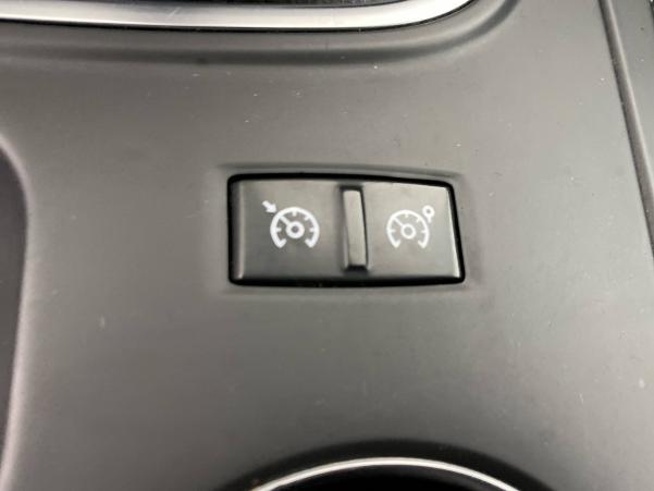 Vente en ligne Renault Megane 4 Mégane IV Berline Blue dCi 115 au prix de 17 790 €