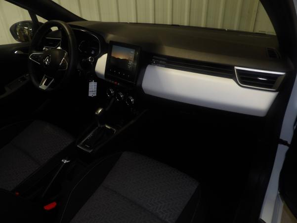 Vente en ligne Renault Clio 5 Clio E-Tech 140 au prix de 19 840 €