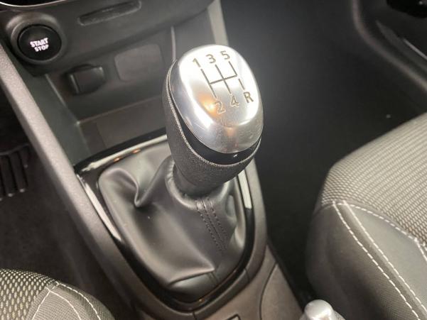 Vente en ligne Renault Clio 4 Clio dCi 75 E6C au prix de 12 850 €