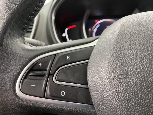 Vente en ligne Renault Scenic 4 Scenic TCe 140 Energy au prix de 18 890 €