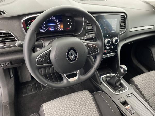 Vente en ligne Renault Megane 4 Mégane IV Berline Blue dCi 115 au prix de 19 680 €