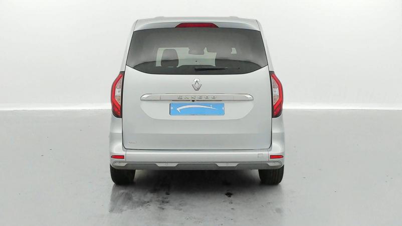 Vente en ligne Renault Kangoo  Blue dCi 95 au prix de 23 890 €