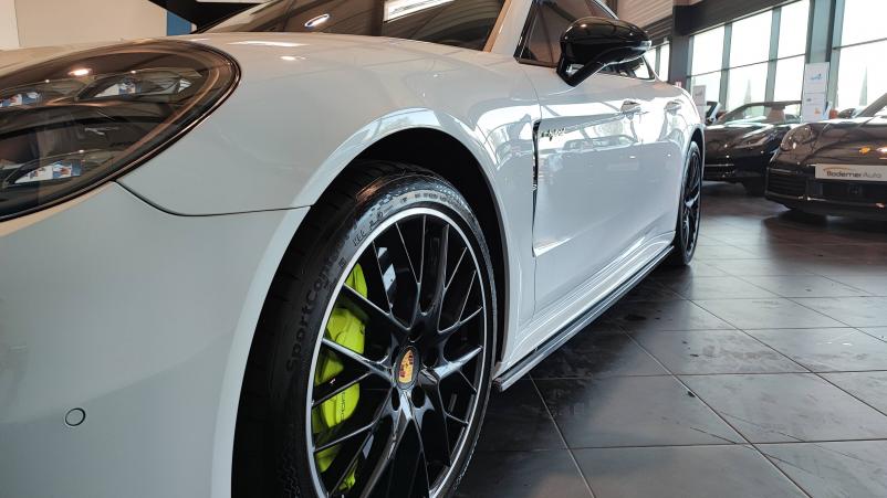 Vente en ligne Porsche Panamera  Turbo S V8 4.0 680 au prix de 113 990 €