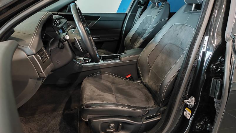 Vente en ligne Jaguar XF Sportbrake  V6 3.0 D - 300 ch BVA au prix de 35 490 €
