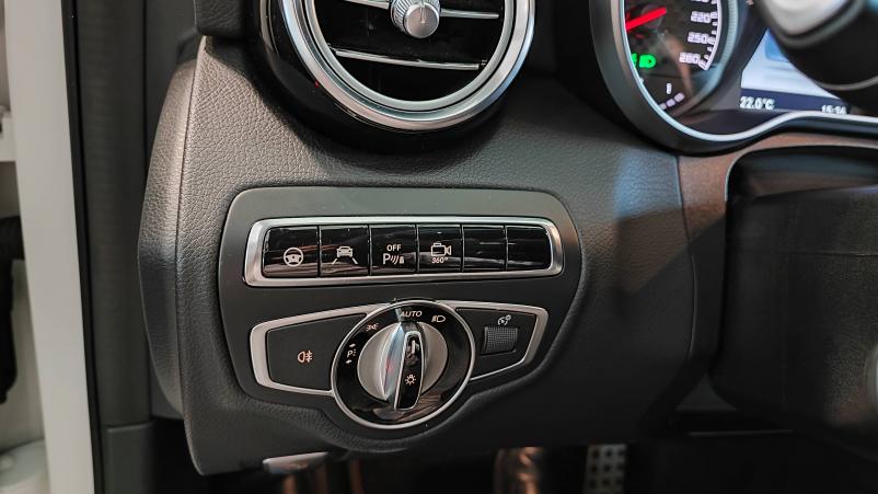 Vente en ligne Mercedes Classe C Break  450 AMG 4Matic au prix de 43 990 €
