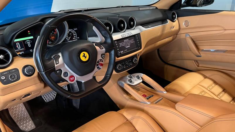 Vente en ligne Ferrari FF  V12 6.0 660ch au prix de 139 990 €