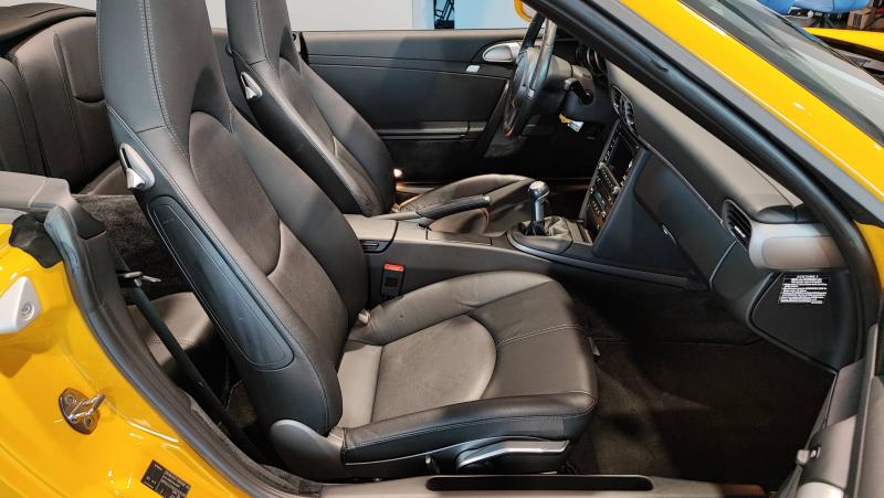 Vente en ligne Porsche 911 Cabriolet 911 Carrera Cabriolet 3.6i 345 au prix de 73 990 €
