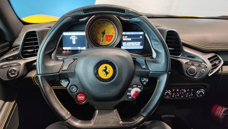 Vente en ligne Ferrari 458  4.5 V8 570ch au prix de 176 990 €